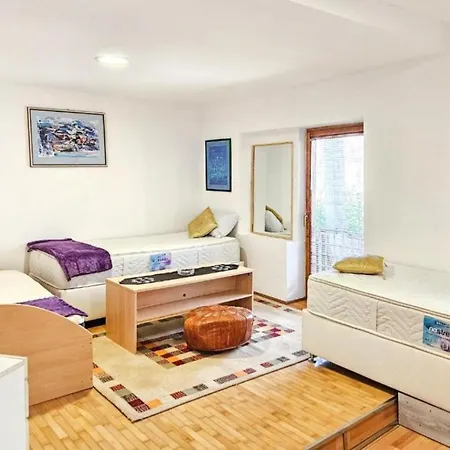 Apartmam Ayan *